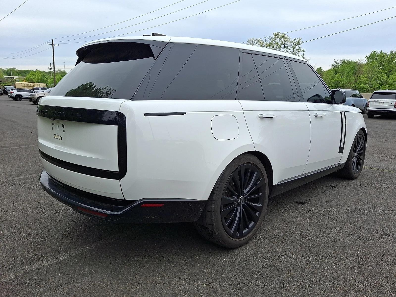 land rover range rover 2023 SALK19E79PA033236 image land rover range rover 2023 SALK19E79PA033236 image